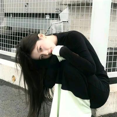 我才不要和人类恋爱呢
